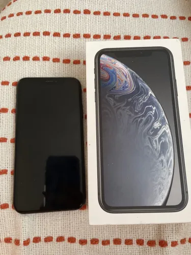 iPhone XR 