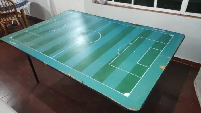 Mesa de futebol de botão Klopf tamanho oficial