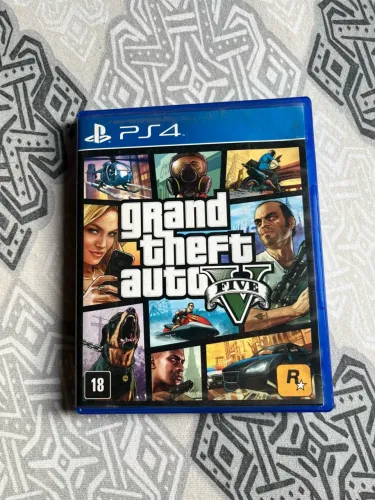 Jogo Grand Theft Auto V (GTA 5) de PS4 Usado