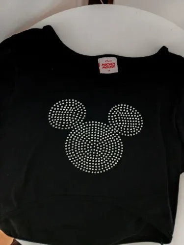 Roupa de menina