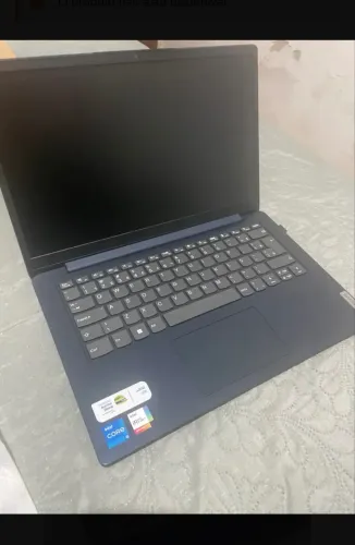 Notbook Lenovo na caixa