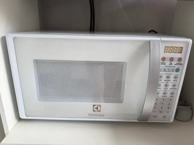 Microondas novo autolimpante