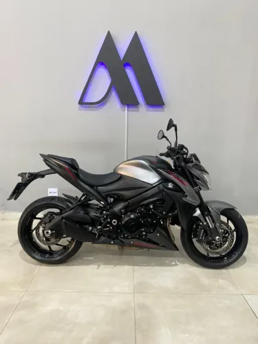Suzuki GSX- 1000 AZ 2023 - 3.275 KM