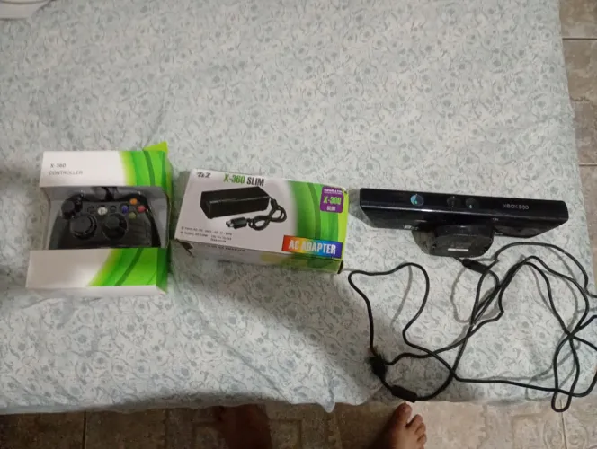 Vendo controle+fonte+ Kinect 