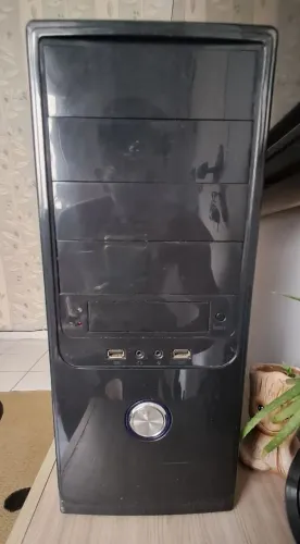 Computador CPU AMD Athlon 5150/ 4 Gb Ram/ HD 320 Gb