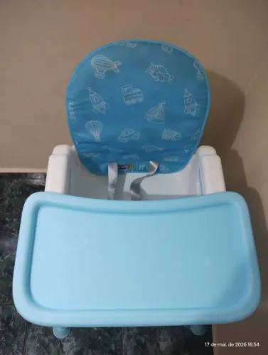 Cadeirinha de alimentação 03 em 01