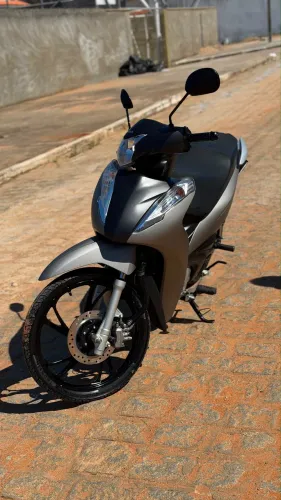 Honda Biz EXTRA zera sem detalhes