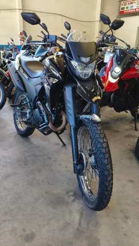 YAMAHA XTZ LANDER 250 PRETA 2022 Shalon veículos Cariacica