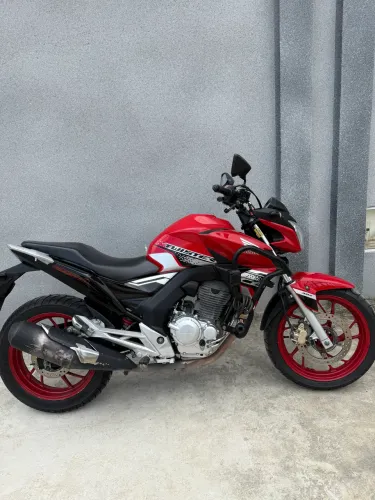 CB TWISTER 2021ABS