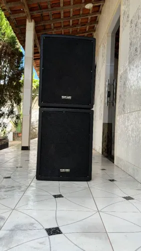 VENDO PAR DE CAIXAS MARK ÁUDIO 1000W