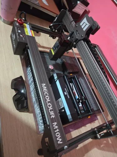 Máquina de gravação Laser M10