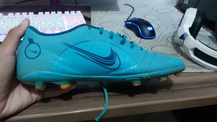 Chutaria Nike Mercurial