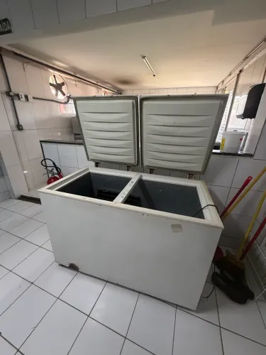 Freezer horizontal usado
