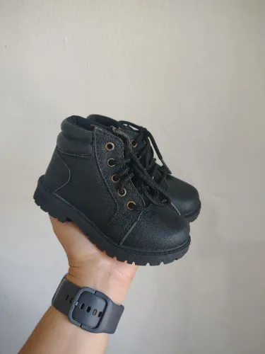 Bota infantil