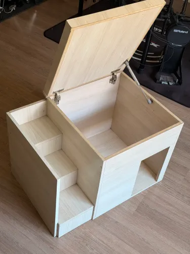 Casinha pet com tampa móvel