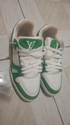 Tênis Masculino Estilo LV Trainer Verde e Branco (Tam 43/44 BR) - Primeira Linha