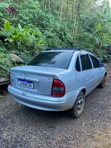 Chevrolet Corsa Sedan Super Milenium 1.0 MPFI 16V 2002