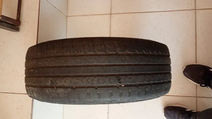 Pneu aro 16 205/55 16
