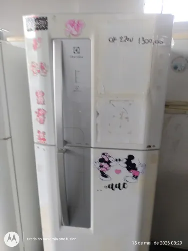REFRIGERADOR ELECTROLUX DF42 FROST FREE 