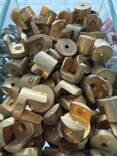 Fenda 12mm dourado 1,50 cada