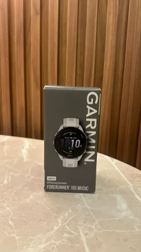 FORERUNNER® 165 MUSIC