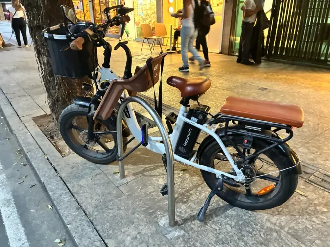 BIKE ELÉTRICA COM PEDAL ASSISTIDO