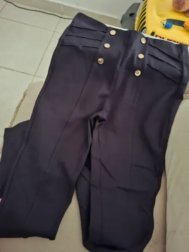 Calça preta legging Zara