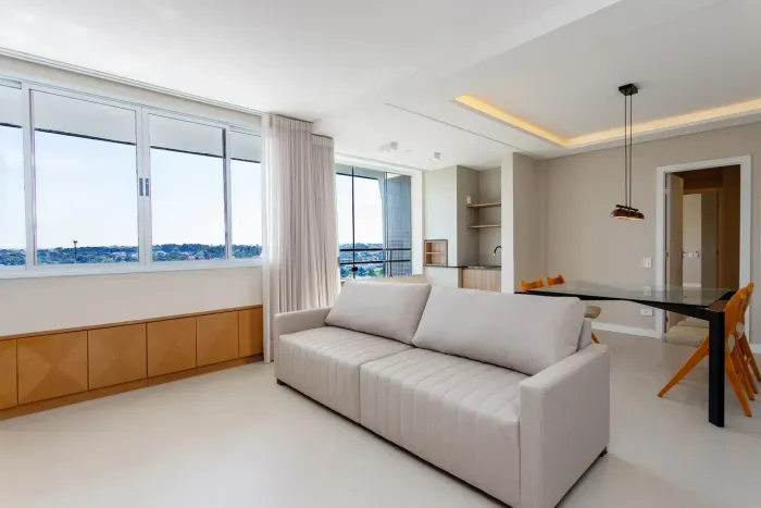 Apartamento para aluguel tem 111 metros quadrados com 3 quartos em Mossunguê - Curitiba -