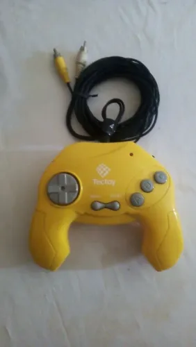 MASTER SYSTEM COMPACTO AMARELO TEC TOY LÉIA A DESCRIÇÃO