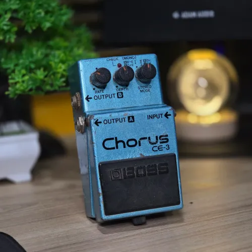 PEDAL BOSS CE-3 CHORUS - JAPAN GREEN LABEL