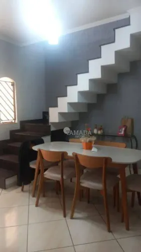 Casa com 4 dormitórios para alugar, 210 m² por R$ 5.000,00/mês - Parque das Paineiras - Sã