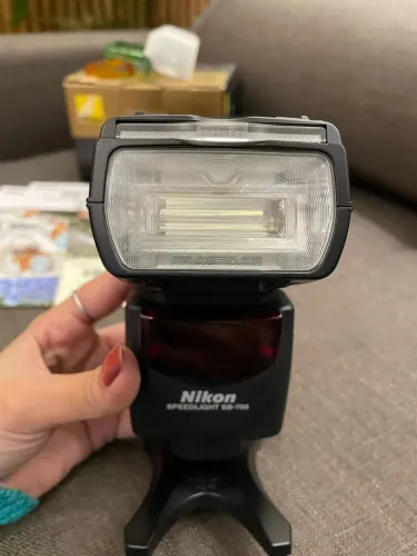  Flash Nikon SB-700 AF Speedlight