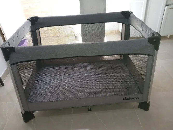 Chiqueirinho  de bebê  semi novo em perfeito  estado de uso. 
