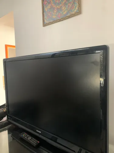 Televisão semp toshiba 42 polegadas 