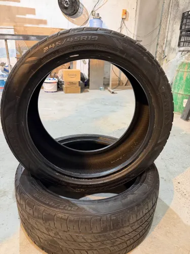 Pneus para aro 19 245/45