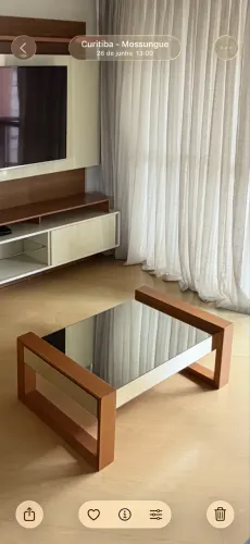 Mesa de centro espelhada