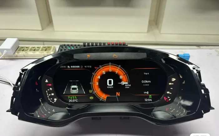 Painel de instrumentos LCD