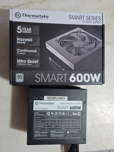 Fonte Thermaltake 600W Smart Series 80 Plus