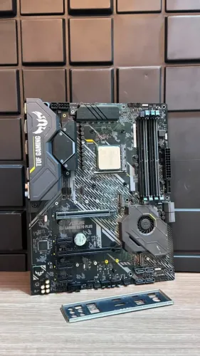 Kit AMD Ryzen 9 5900x + Asus Tuf X570-Plus