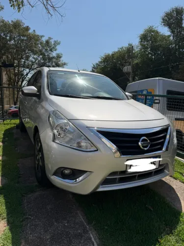 Nissan Versa SL 1.6 16V Flexstart 4P Aut. 2017