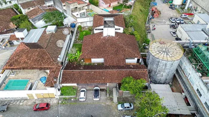 IMÓVEL COMERCIAL DE GRANDE PORTE NO GÓES CALMON, AO LADO DO CENTRO DE ITABUNA E PRÓXIMO A