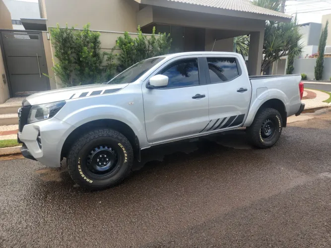 Nissan Frontier S CD 4X4 2.3 TB Diesel Mec. 2023