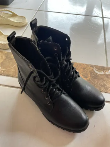 BOTA COTURNO PRETA