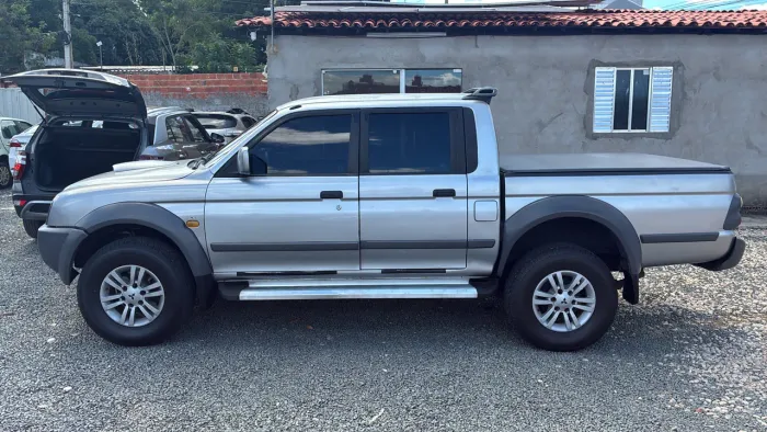 Mitsubishi L200 Outdoor GLS 2.5 4X4 CD TDI Diesel 2008