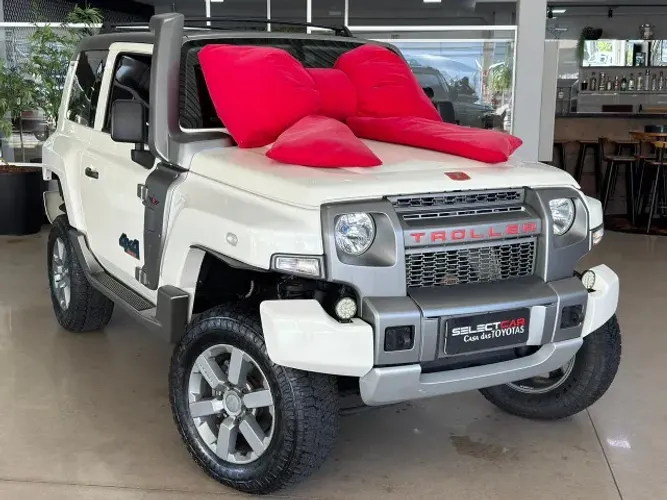 Troller T-4 4X4 3.2 20V TDI Cap. Rígida Diesel 2019