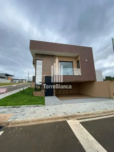 Sobrado com 3 dormitórios à venda
