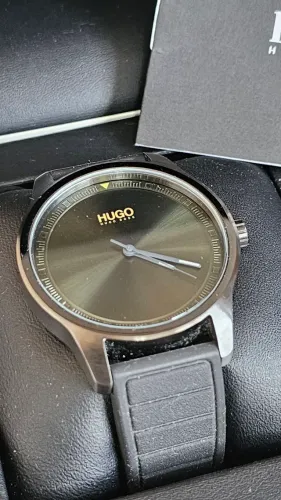 Relógio Hugo Boss Masculino Minimalista Muito Novo