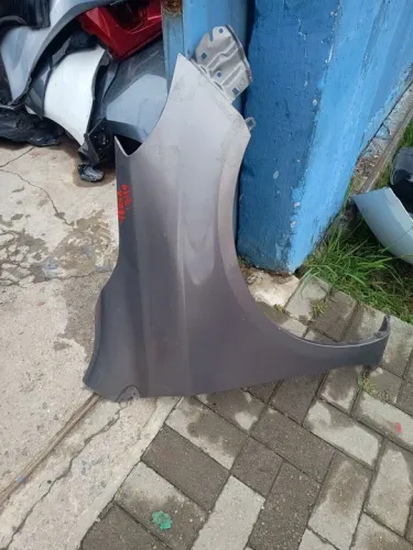 Paralama versa 2013 a 2019