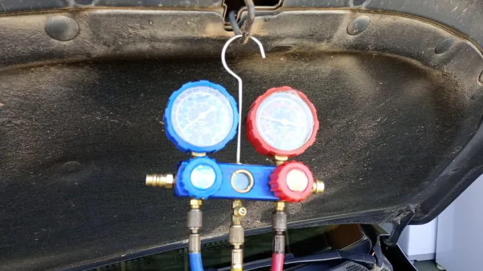 CARGA DE FLUIDO REFRIGERANTE PRA CARROS