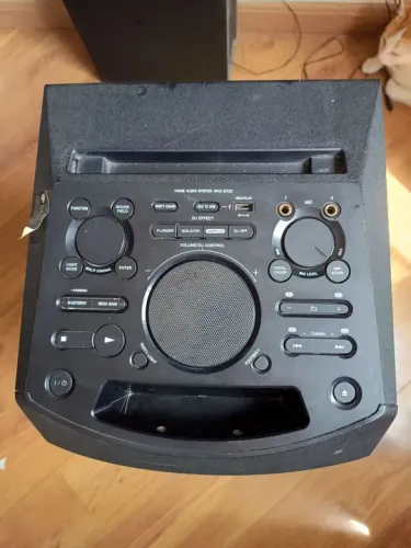 Som Sony com Bluetooth e Mega Bass